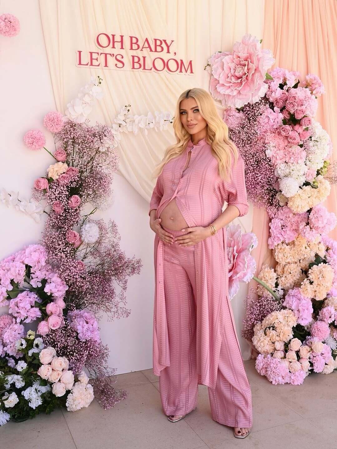 SnapInsta.to 648684521 18572163316055557 4377001628362311825 n 455fc 808be