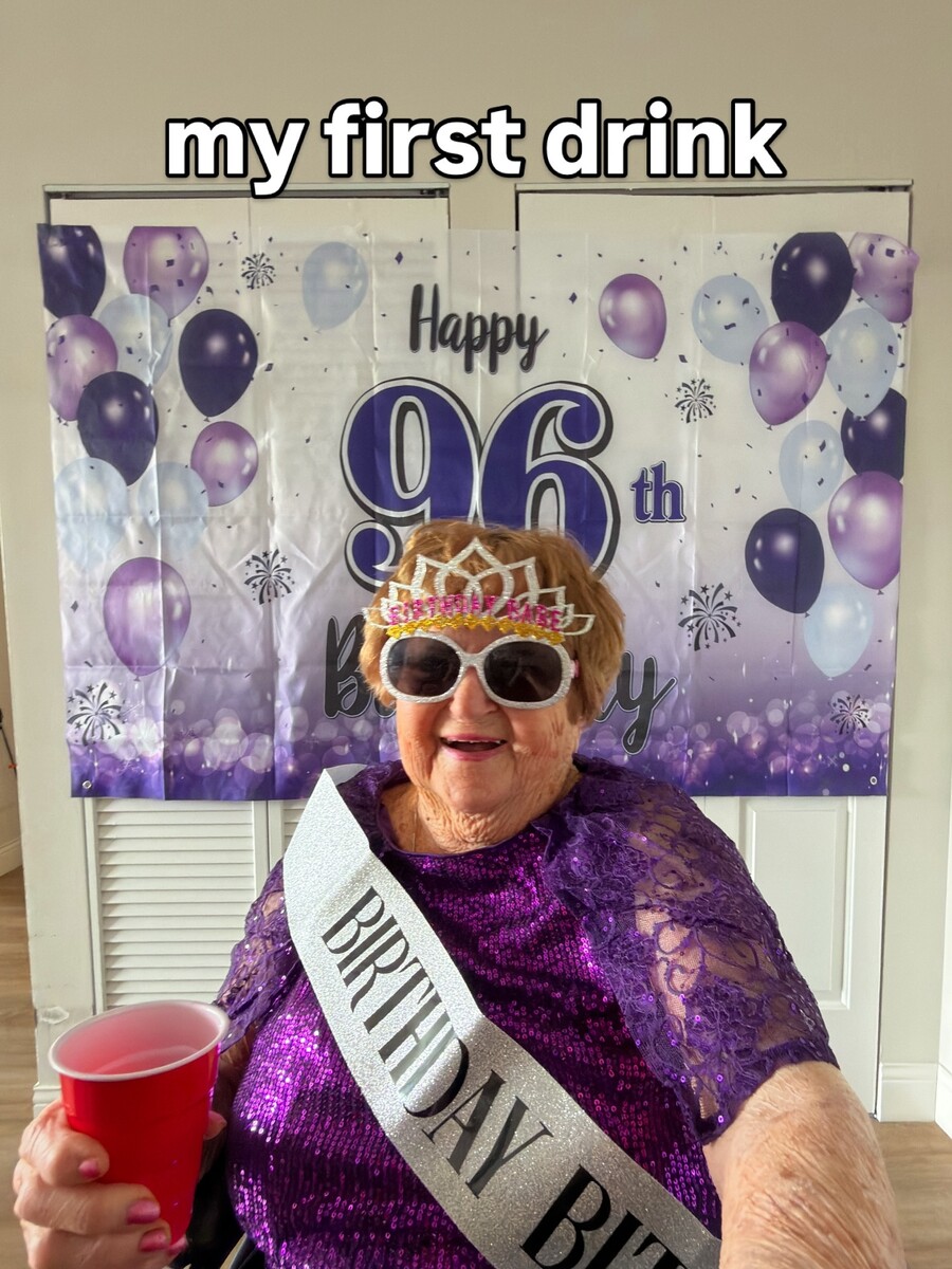 GRANDMA_DRONIAK_2_9b277.jpg