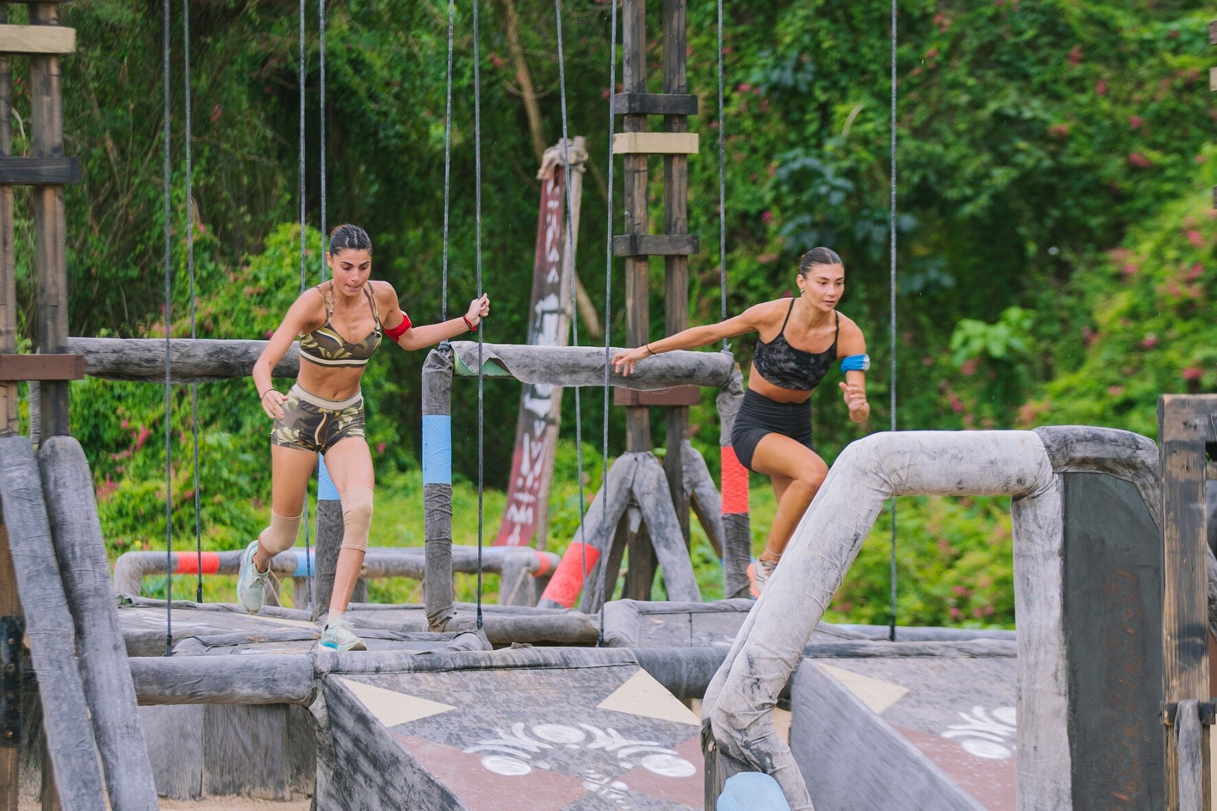 SURVIVOR ΜΙΛΕΝΑ ΣΔΡΕΝΙΑ ΙΩΑΝΝΑ ΔΕΣΥΛΛΑ 9e0b0