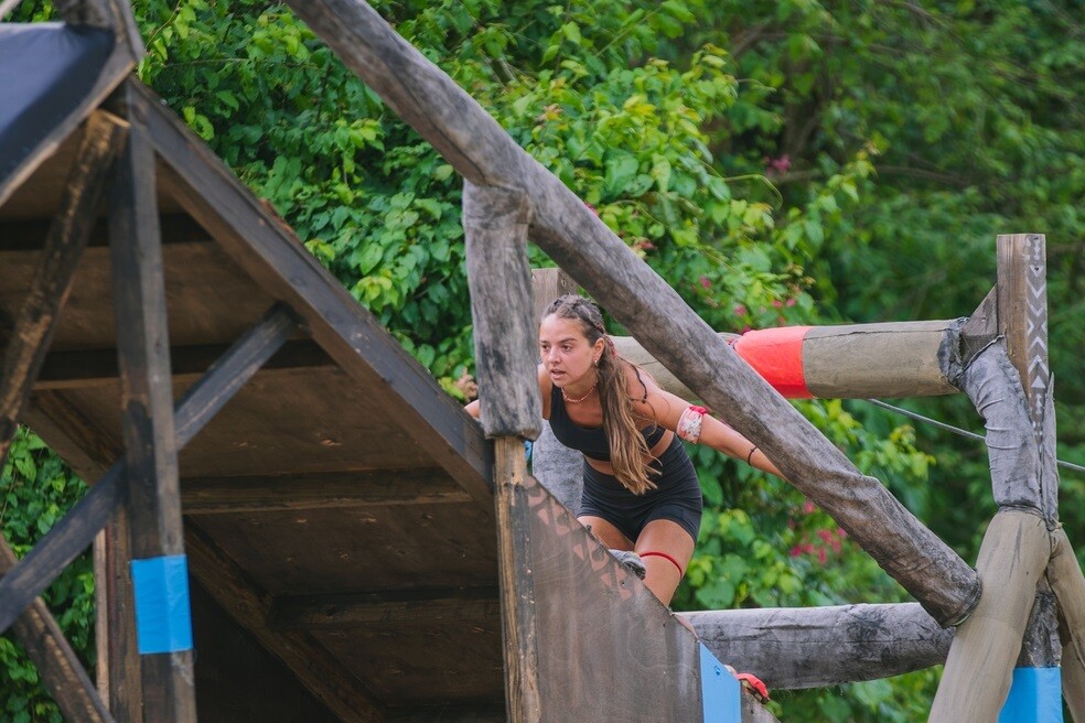 SURVIVOR ΜΑΝΤΙΣΑ ΤΣΟΤΑ 2 a60e7