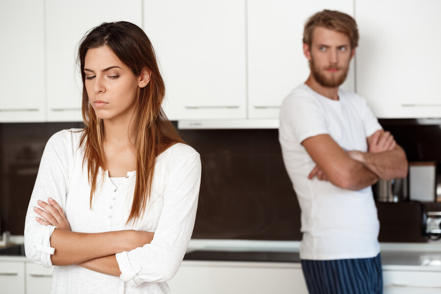 displeased-beautiful-brunette-girl-quarrel-with-her-boyfriend_7869c.jpg