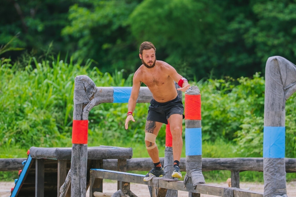SURVIVOR ΑΛΕΞΑΝΔΡΟΣ ΚΟΥΡΤΟΒΙΚ 3 9e02a