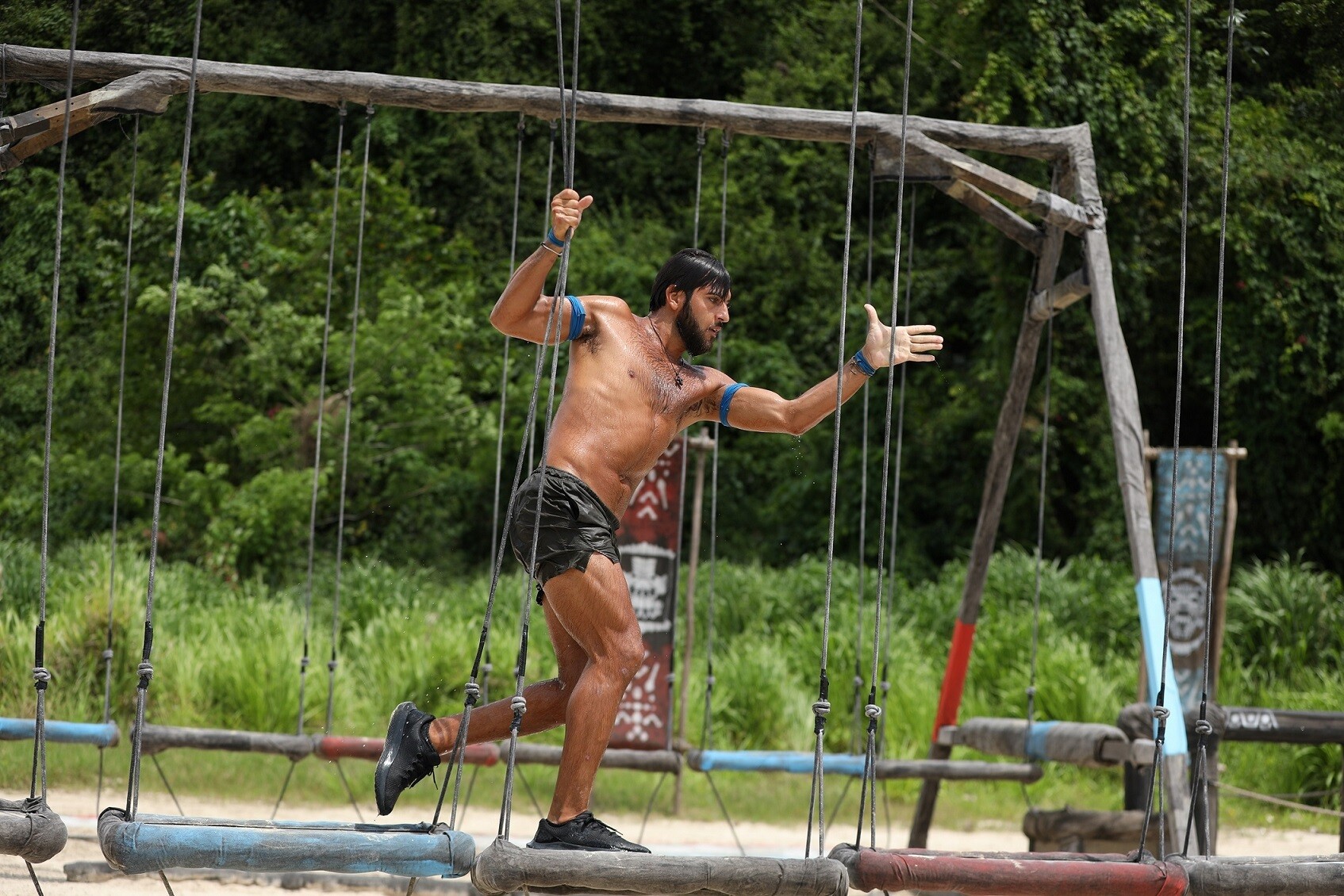SURVIVOR ΜΑΝΟΣ ΜΑΛΛΙΑΡΟΣ 3 ab009