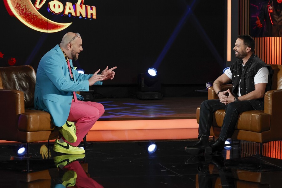 STIN_AGKALIA_TOU_FANI_VRETTOS_KAI_KWNSTANTINIDIS_3_35e72.JPG