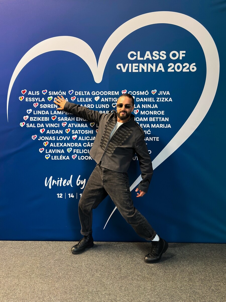 Eurovision_2026_Simon_Armenia_8_68c2c.jpg