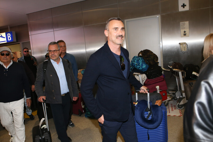 EUROVISION_2026_epistrofi_apostolis_Akylas_3_eb91f.jpg