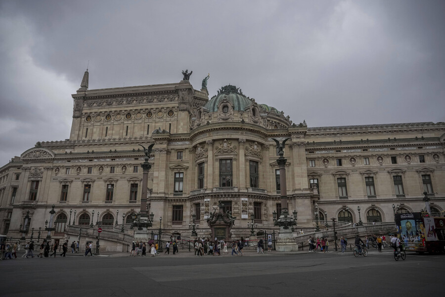 OPERA_PARISSIOU_AP_2_107fc.jpg