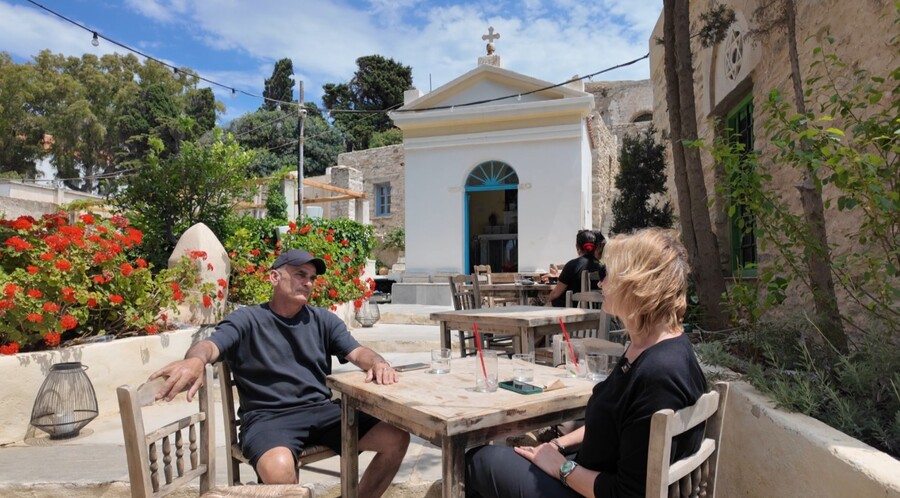 OPOU_YPARXEI_ELLADA_SYROS_3_276ab.jpg