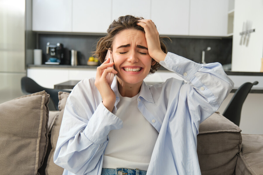 image-frustrated-woman-phone-call-listens-bad-news-telephone-conversation-sits-ho_9c9f8.jpg