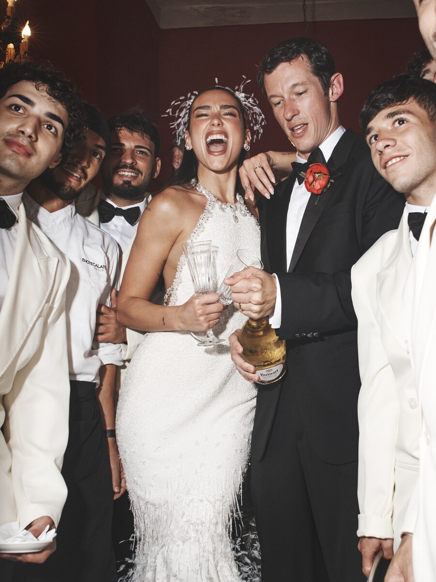 DUA_LIPA_NYFIKO_CHANEL_5_064a8.jpg