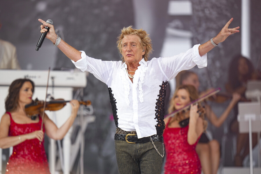ROD_STEWART_ASSOCIATED_PRESS_2_973e6.jpg