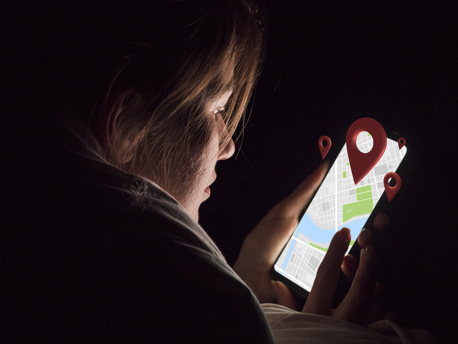 side-view-woman-holding-smartphone_14e2a.jpg