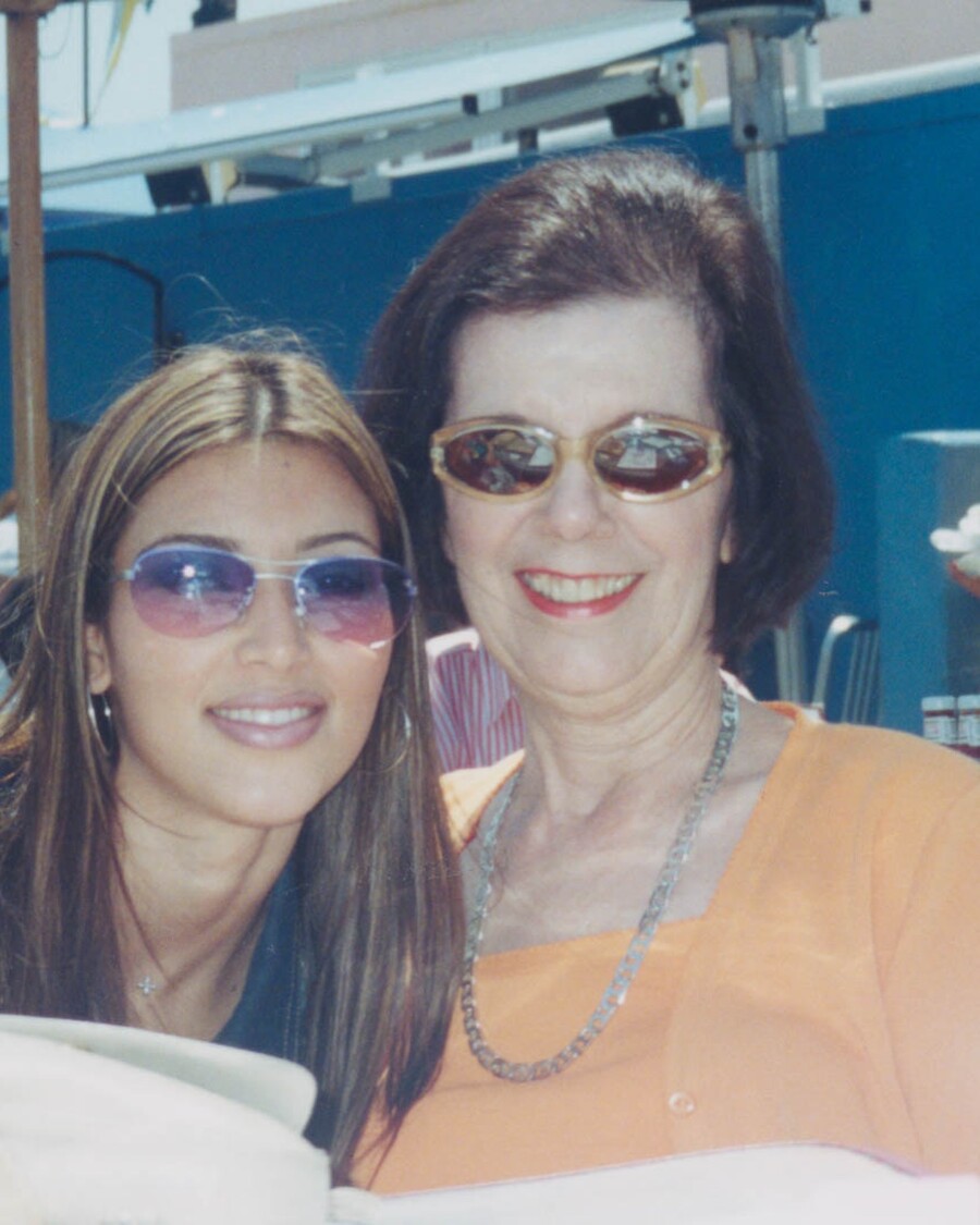 kardashian_mj_thanatos_3_90696.jpg
