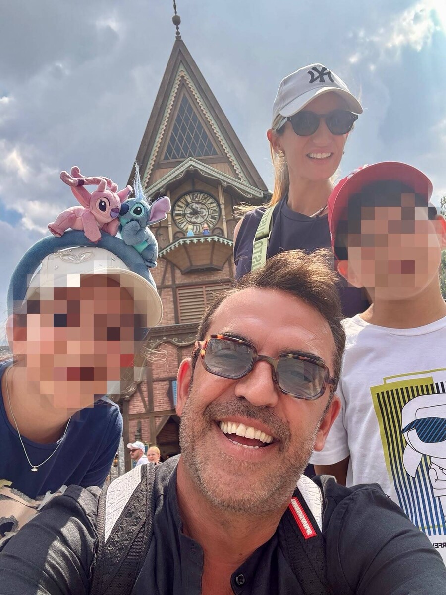 stefanos_kwnstantinidis_parissi_disneyland_2_4678d.jpeg