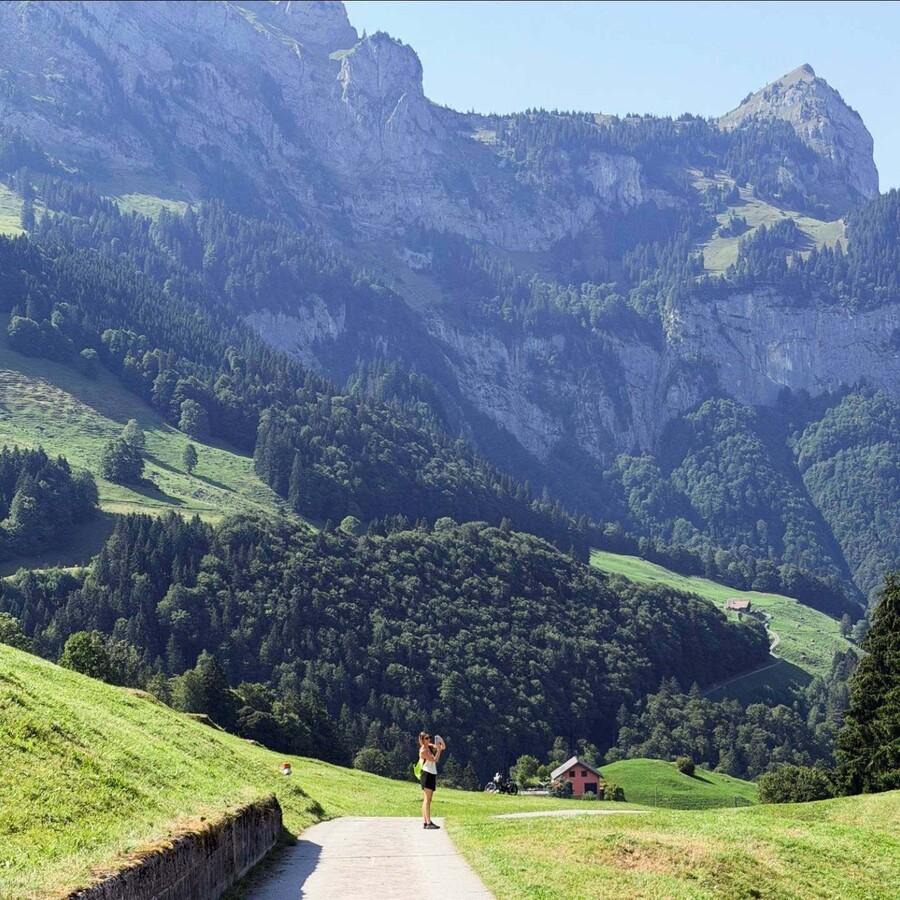 papazissis_pantoussi_elvetia_road_trip_10_49461e54f6abde56.jpg