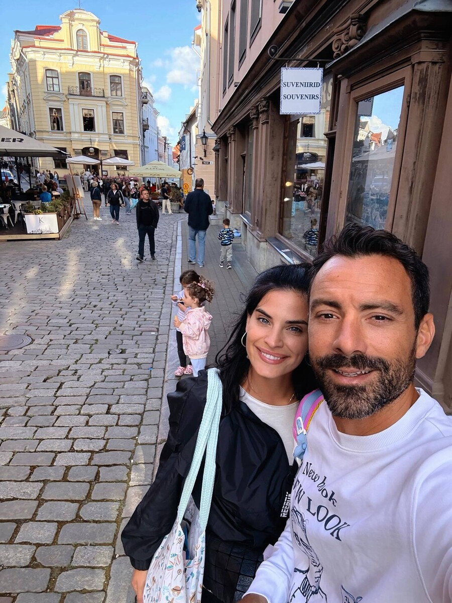 sakis_xristina_paidia_3bd759cb27cfca55.jpg