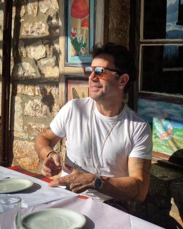 mazwnakis_giwrgos_mazw_8_4c8efce98900509d.jpg
