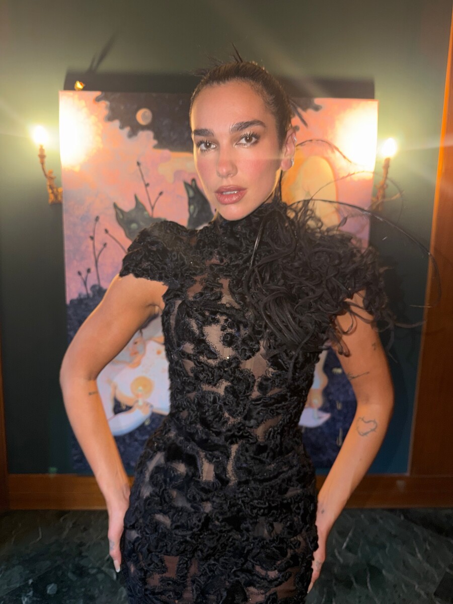 dua_lipa_scala_milano_4_b5d1e1df6deaedc6.jpg
