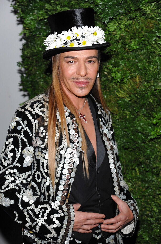 john_galliano_1_4757c8bb5def8c36.jpg