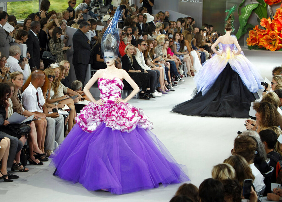 john_galliano_7_c19bf02368fe8894.jpg