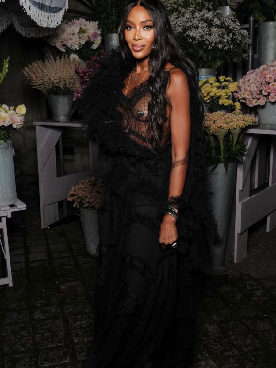naomi_campbell_galliano_5_95adb978e1b1aaea.jpg