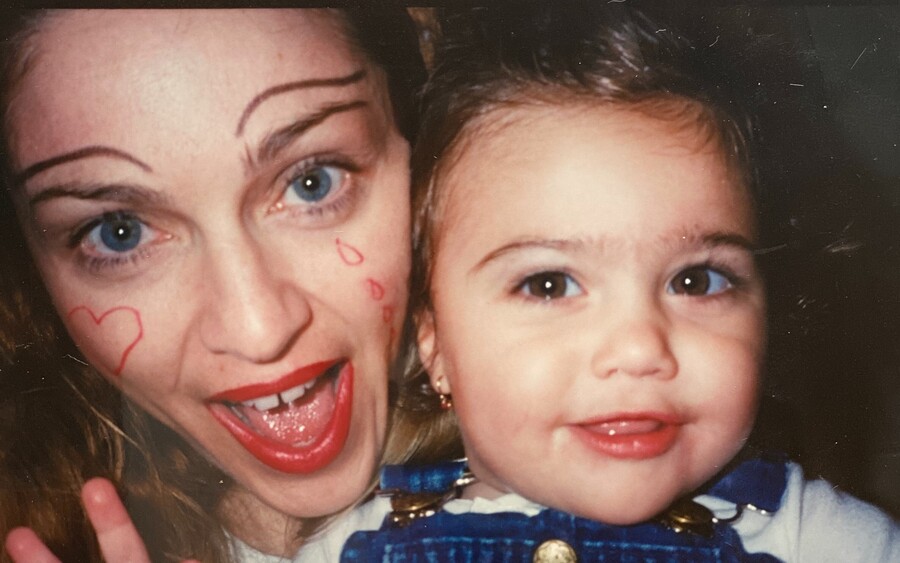 madonna_kai_lourdes_3_68455a4693924378.jpg