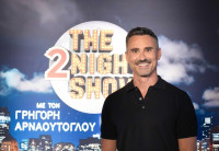 Καπουτζίδης: Εμείς περιμένουμε το reunion του «Παρά Πέντε», εκείνος βλέπει «Σέρρες» στο repeat... με τον σύντροφό του