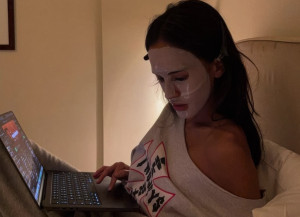 10 συμβουλές για να δείχνετε πιο όμορφη χωρίς να ξοδέψετε ούτε ένα ευρώ