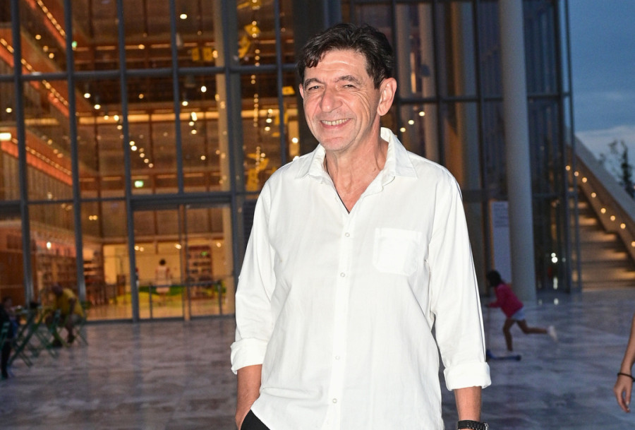 Γεράσιμος Σκιαδαρέσης: Το τίμημα που πλήρωσε μετά την τεράστια επιτυχία του «Καφέ της Χαράς»
