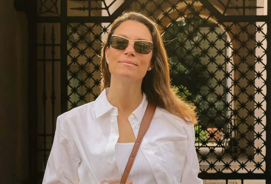 Βίκυ Καγιά: «Όταν γίνεσαι μαμά δεν σου λέει κανείς τι σε περιμένει»