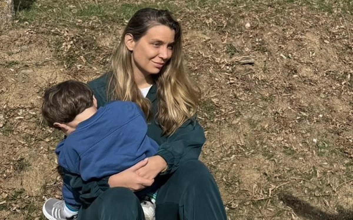 Κατρίνα Τσάνταλη: Ο γιος της έχει κούκλα και καροτσάκι να την πηγαίνει βόλτα κι εκείνη κάτι να πει για αυτό που αξίζει να δεις