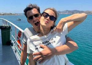 Σβήγκος: Shirtless στο αρμόνιο, η Βίσση στα ηχεία και η Καλογεροπούλου να λιώνει και να τον ευχαριστεί