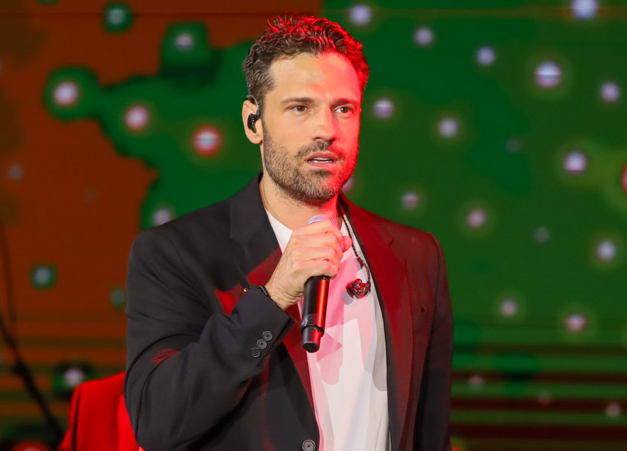 Κωνσταντίνος Αργυρός: Τραγικός θάνατος τεχνικού της ομάδας του - Η ακύρωση της συναυλίας του και η ανάρτησή του