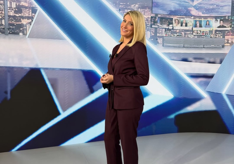 Σία Κοσιώνη: Έγινε... φουρνάρισσα διότι «σκορδαλιά χωρίς φρέσκο ψωμί δεν γίνεται»