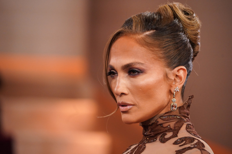 Στα 56, η Jennifer Lopez αποκαλύπτει τη νέα της προτεραιότητα κατά της γήρανσης (και δεν είναι το πρόσωπό της)