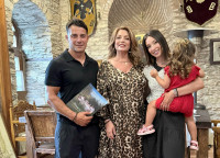 Αγγελόπουλος - Βαμβακούση: Η συνάντησή τους με την Άντζελα Γκερέκου στην Σκιάθο