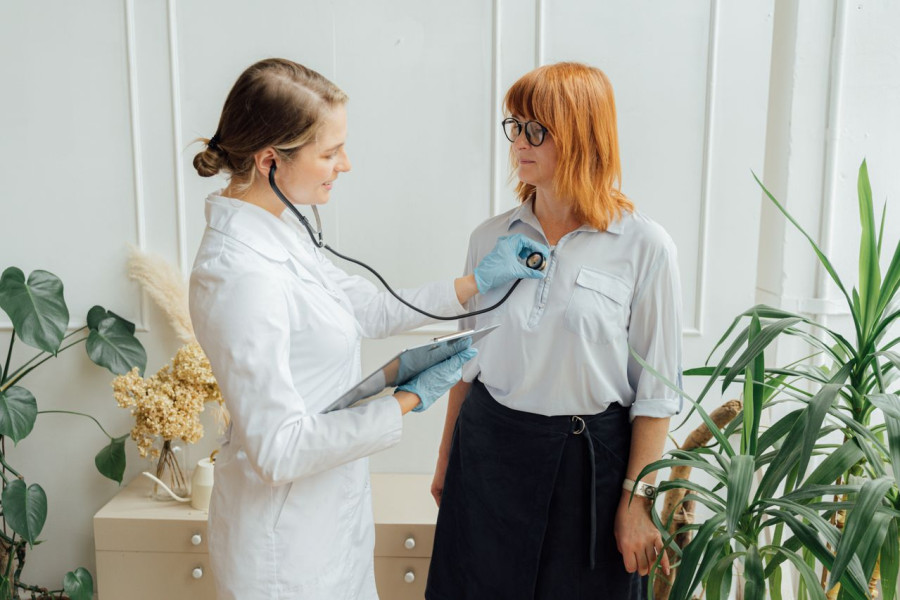 Check-up μετά τις διακοπές: Οι εξετάσεις που συστήνουν οι γιατροί
