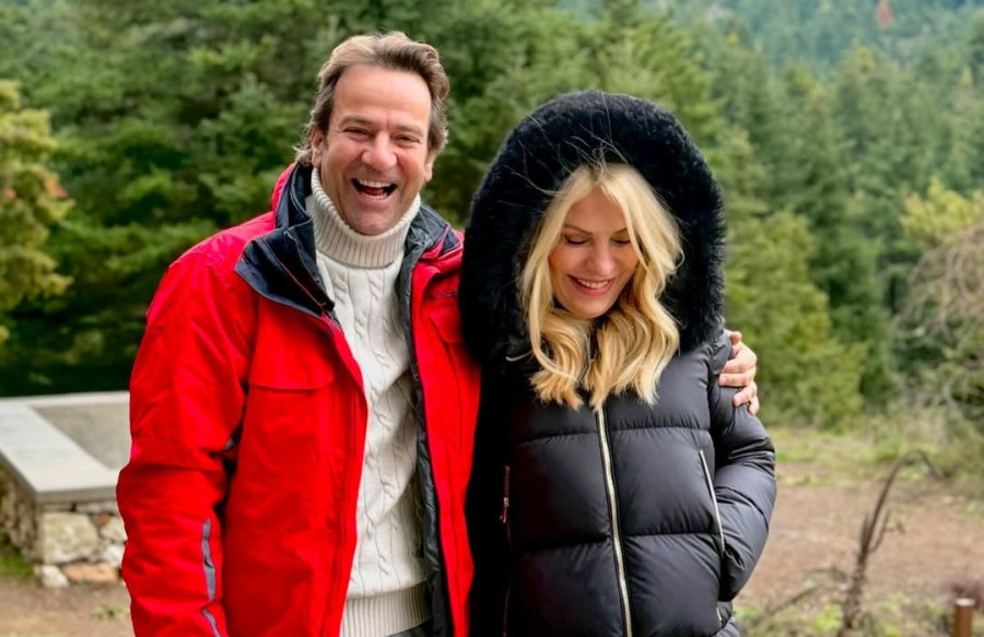 Ελένη Μενεγάκη: Διαψεύδει σε αυστηρό τόνο τα δημοσιεύματα ότι χωρίζει και προειδοποιεί - «Το θέμα τελειώνει εδώ»