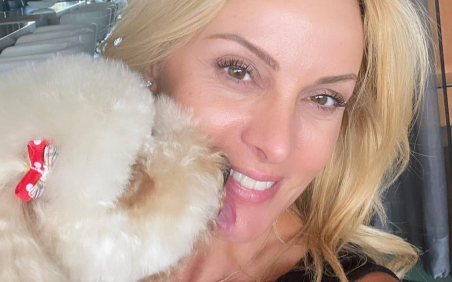 Πέγκυ Ζήνα: Δείτε τι συμβαίνει όταν λείπει 2 μέρες από το σπίτι κι επιστρέφει