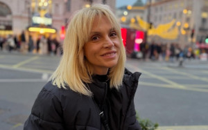 Η Ελεονώρα Ζουγανέλη γράφει στον μικρότερο εαυτό της «Δεν κατάφερα να σε προστατεύσω από όλα»