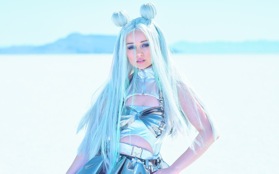 Xannova Xan: Πικραμένη -λογικά- από τον αποκλεισμό από την Eurovision και κυρίως από τους λόγους