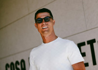 Cristiano Ronaldo: Η μάχη κοιλιακών με τον 15χρονο γιο του που έκανε το Instagram να παραμιλά