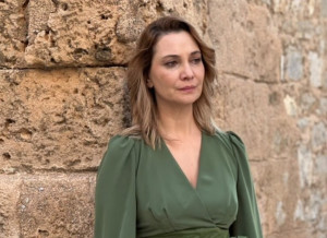 Στεφανί Καπετανίδη: Η συγκλονιστική εξομολόγηση για τον καρκίνο και την απώλεια της μητέρας της