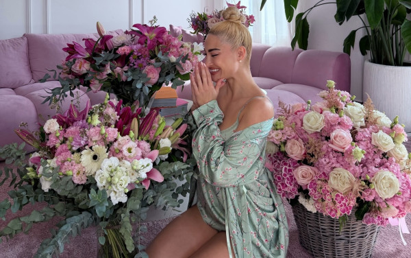 Ιωάννα Τούνη: Αντίο pink era και επιστροφή στα μπεζ! Η τρίτη αλλαγή στο σαλόνι της