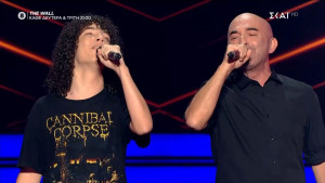The Voice: Τρελάθηκε ο Μάστορας όταν είδε για ποιόν γύρισε... Το Viral ντουέτο μπαμπά και γιου αποθεώθηκε