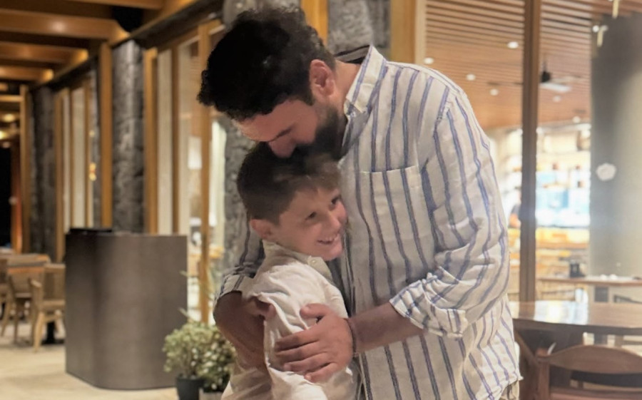 Μελέτης Ηλίας: Οι ευχές της νονάς Βάσως Λασκαράκη στον γιο του Δημήτρη έδωσαν τρελό spoiler για το Σόι σου