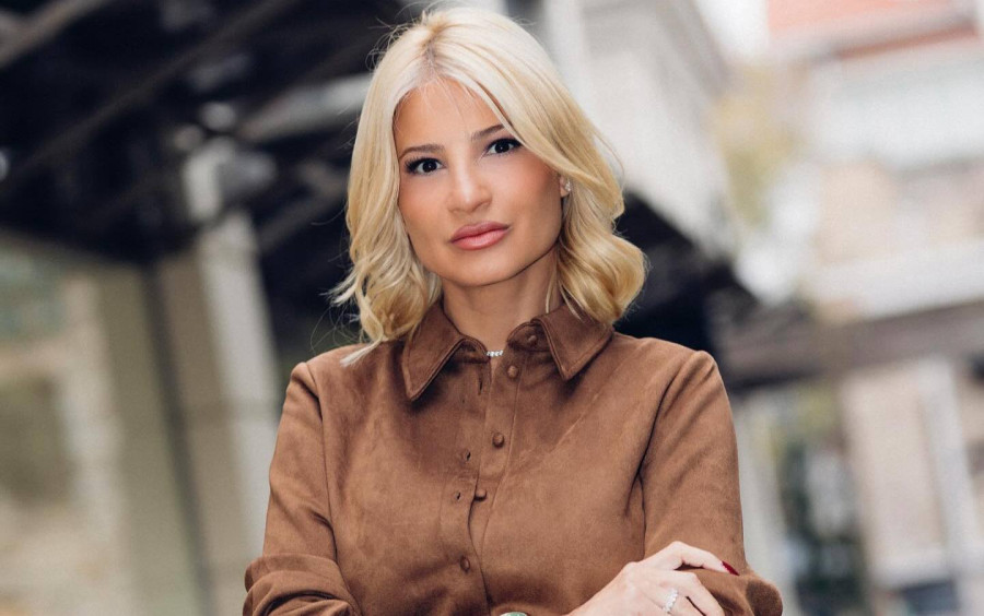 Προκάλεσαν τη Σκορδά και την Γκιλφόιλ να μάθουν ζεϊμπέκικο. Πώς αντέδρασαν;