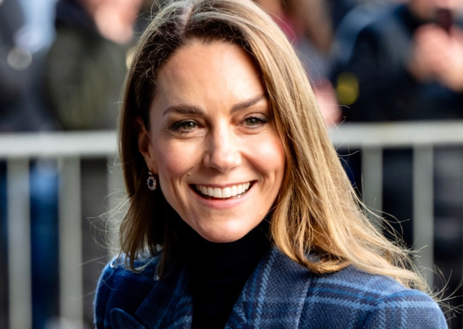 Τι είναι το «maple bronde», το νέο χρώμα μαλλιών της Kate Middleton που εκσυγχρονίζει το εμβληματικό καστανό της;