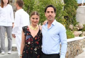 Δέσποινα Καμπούρη: Ο γάμος στην Κύθνο, η επιλόχειος κατάθλιψη και το διαζύγιο - Η αλήθεια για όσα έζησε με τον Βαγγέλη Ταρασιάδη