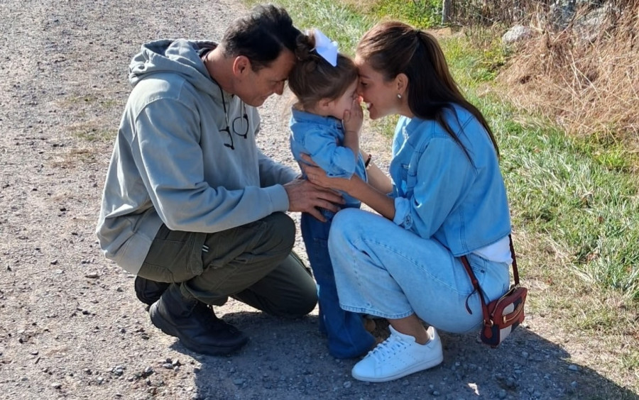 Μαρία Μενούνος: Πήγε την Αθηνά στη Disneyland και δεν φαντάζεστε τι είπε η μικρή στην Daisy Duck!